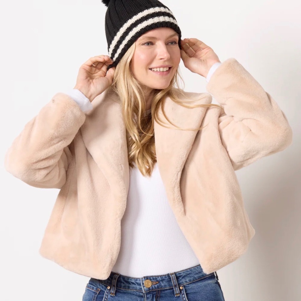 [BlankNYC] Oatmeal Be My Guest Faux Fur Jacket Medium